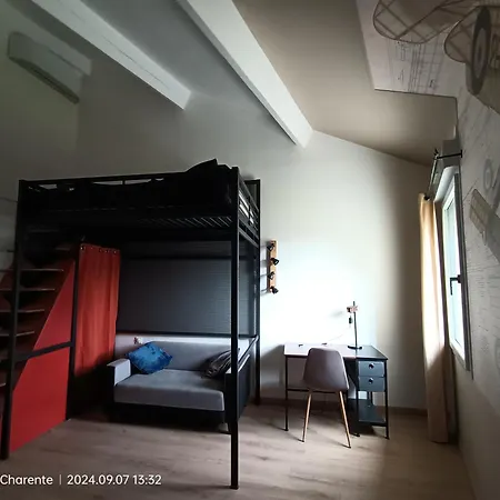La Bell'angouleme Chambre Saint Exupery * 昂古莱姆